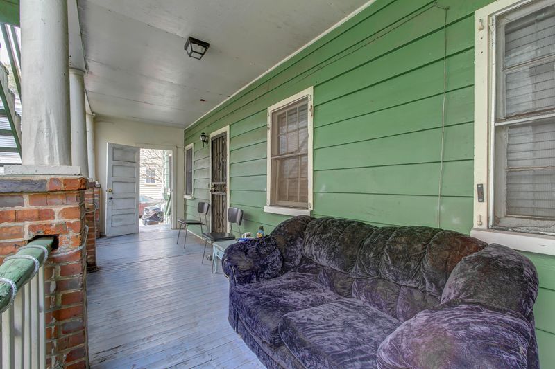 66 Ashe St, Charleston, SC 29403