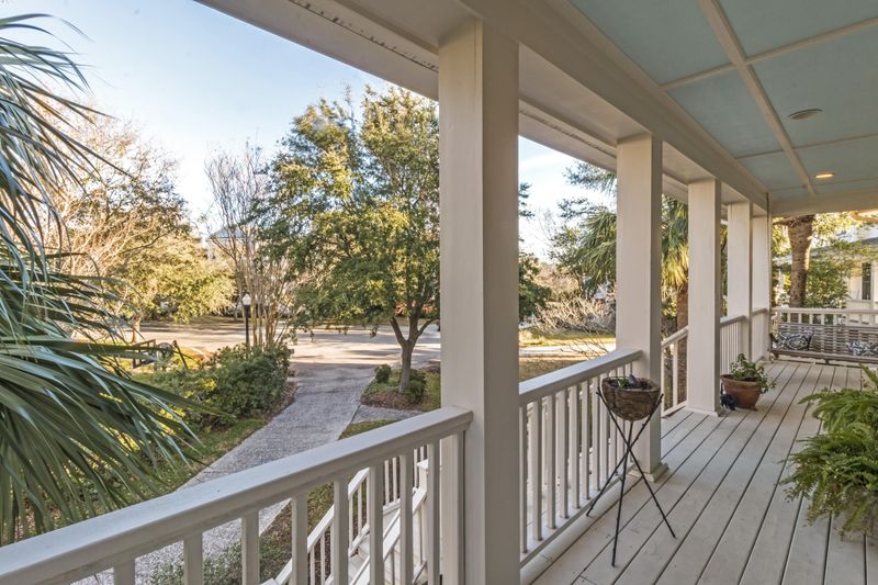 845 Marsh Grove Ave, Mount Pleasant, SC 29464