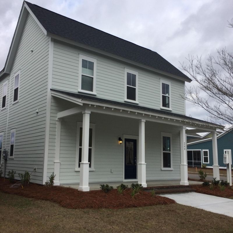 240 Ribbon Rd, Summerville, SC 29483