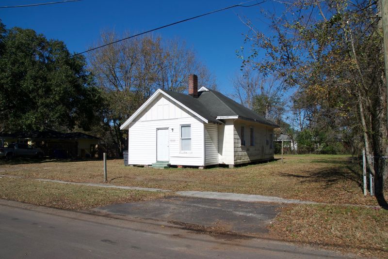 1058-1060 Bexley St, North Charleston, SC 29405