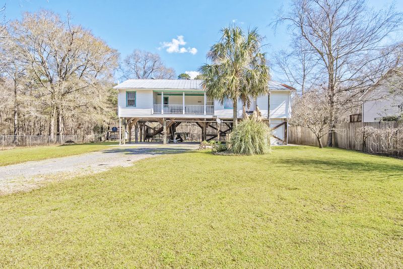 101 Red Breast Ct, Ridgeville, SC 29472