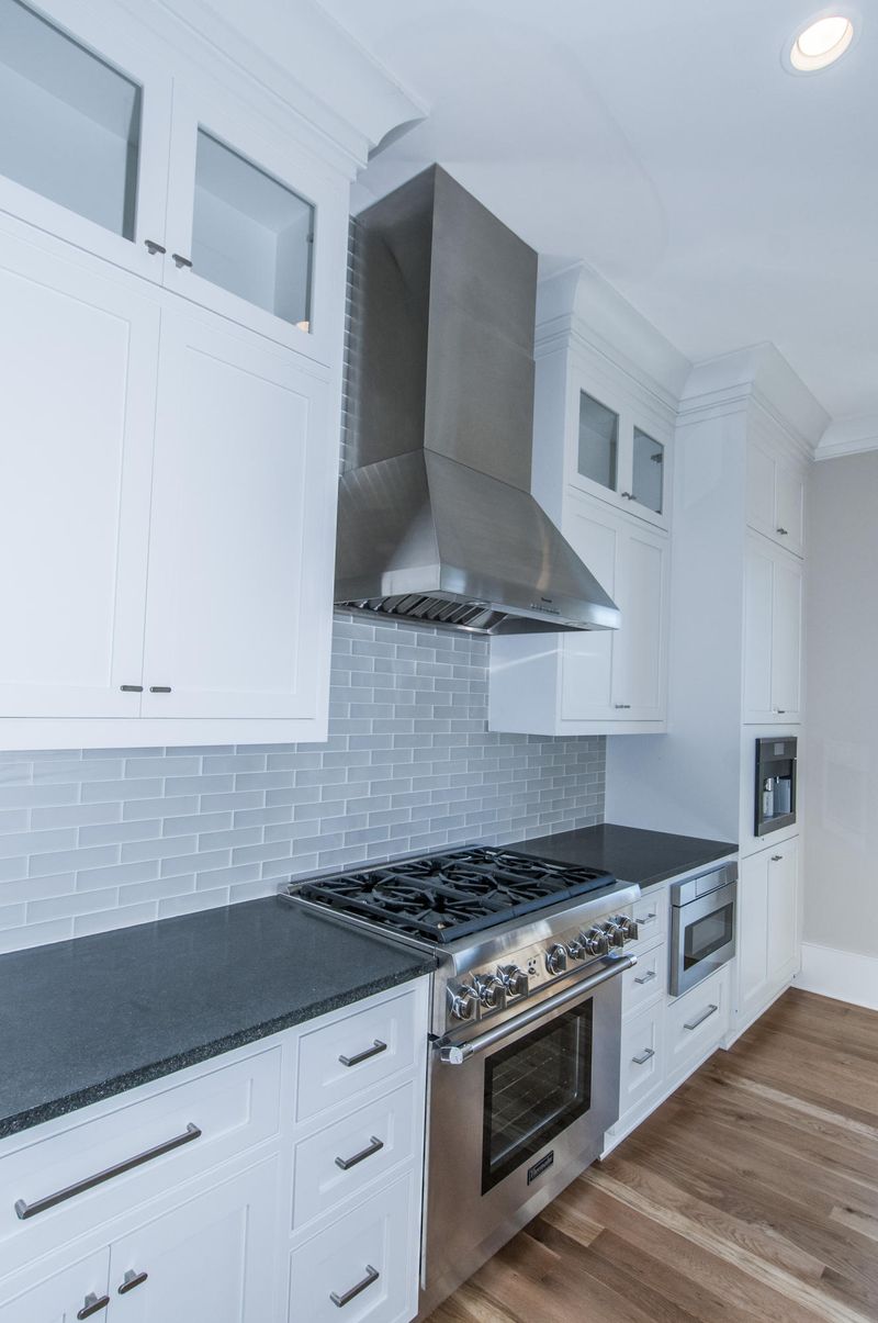 55 Barre St #A, Charleston, SC 29401