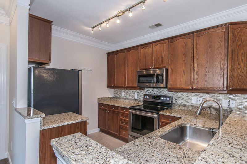 1692 Camfield Ln, Mount Pleasant, SC 29466