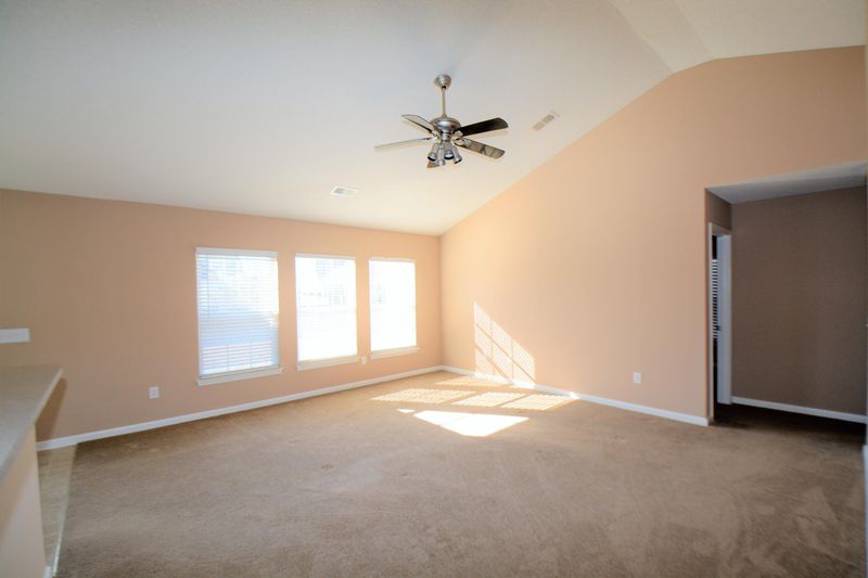 110 Donovan Ct, Summerville, SC 29483