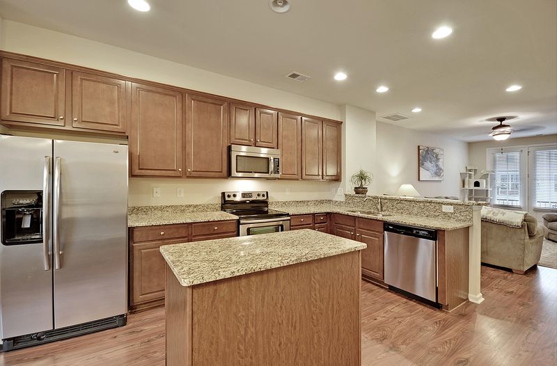 1532 Bluewater Way, Charleston, SC 29414