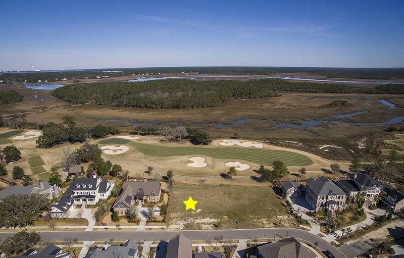 377 Lesesne St, Charleston, SC 29492