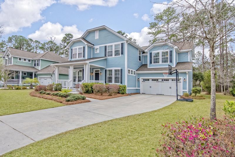 1828 Hall Point Rd, Mount Pleasant, SC 29466