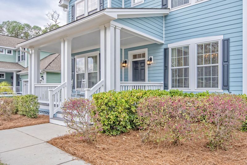 1828 Hall Point Rd, Mount Pleasant, SC 29466
