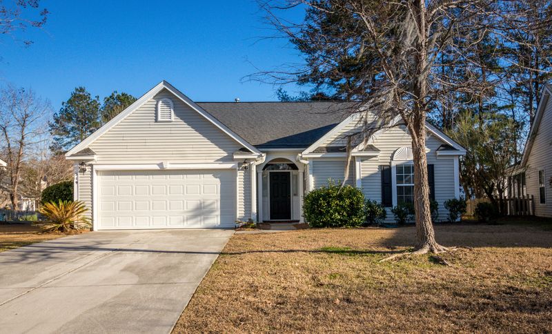 519 Ivy Cir, Charleston, SC 29414