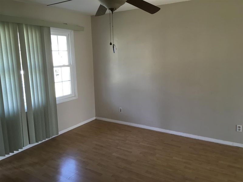 342 Water Oak Dr, Goose Creek, SC 29445