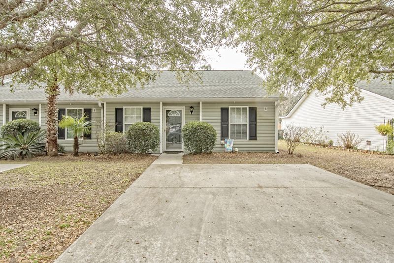 1261 Apex Ln, James Island, SC 29412
