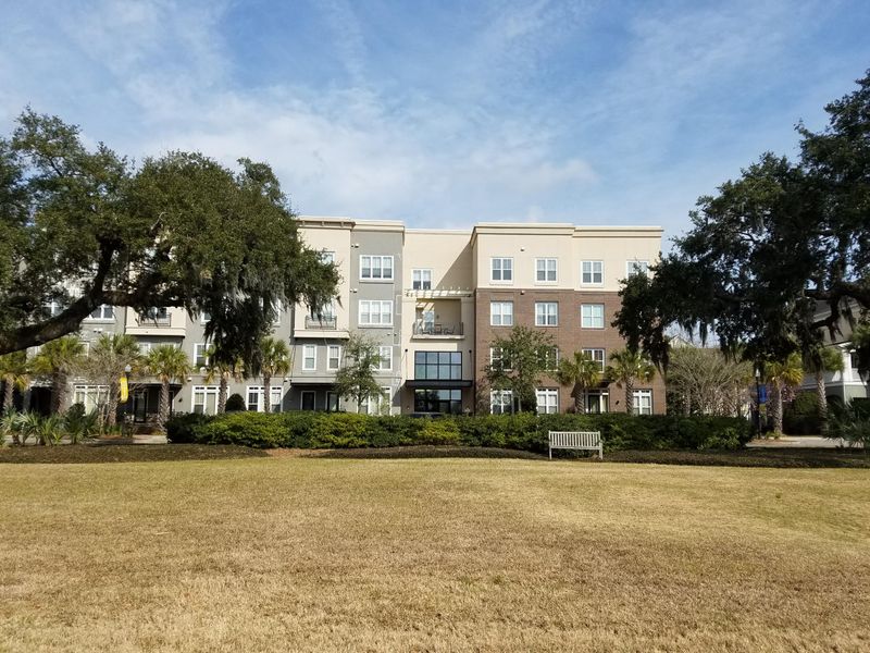 200 River Landing Dr #A405, Daniel Island, SC 29492