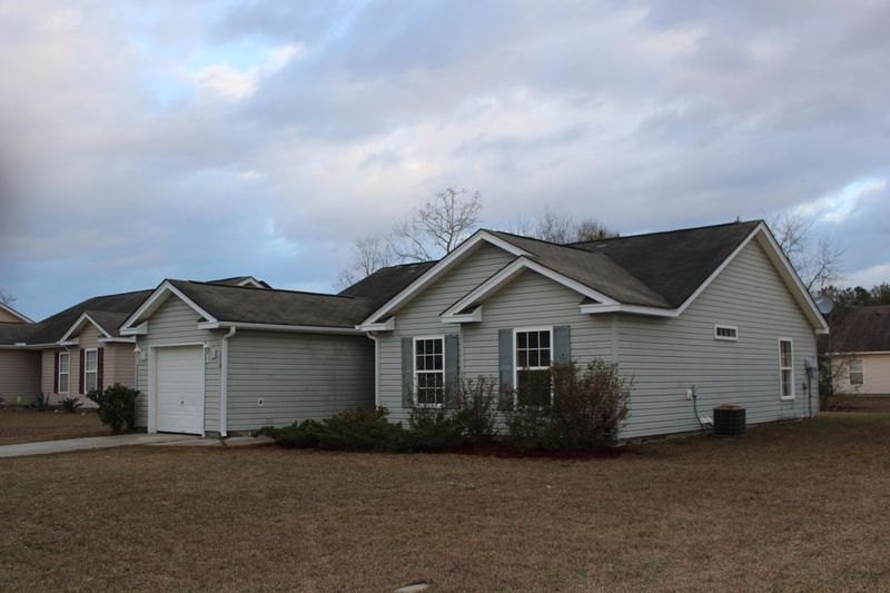 110 Pointer Dr, Goose Creek, SC 29445