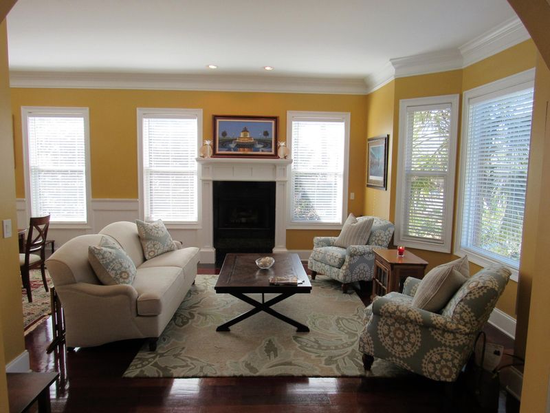 156 Loganberry Cir, Goose Creek, SC 29445