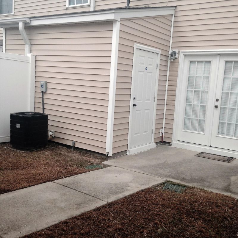 9045 Maple Grove Dr, Summerville, SC 29485