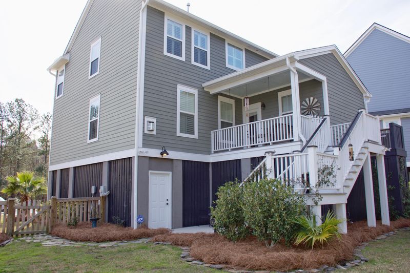 104 Clouter Creek Dr, Wando, SC 29492