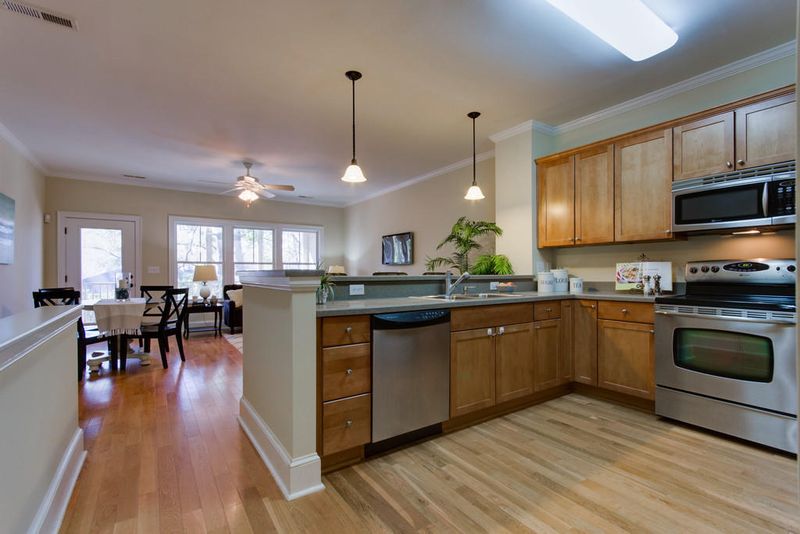 635 Windermere Blvd #C, Charleston, SC 29407