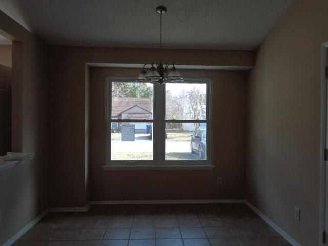 123 Mickler Dr, Ladson, SC 29456