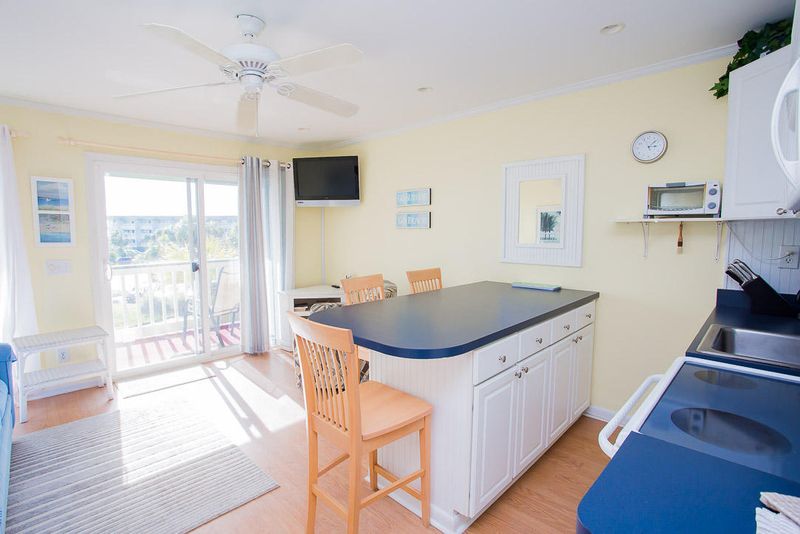 1300 Ocean Blvd #209 A, Isle Of Palms, SC 29451