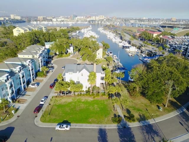 5 Transom Ct, Charleston, SC 29407