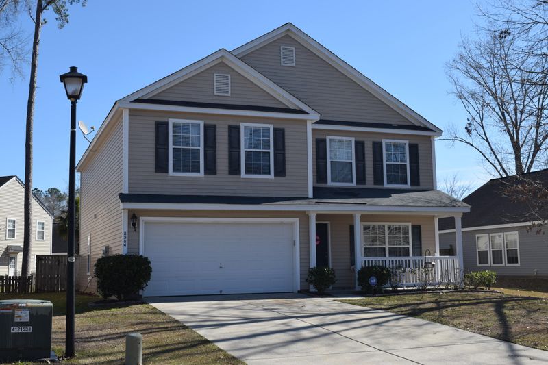 8584 Chloe Ln, North Charleston, SC 29406