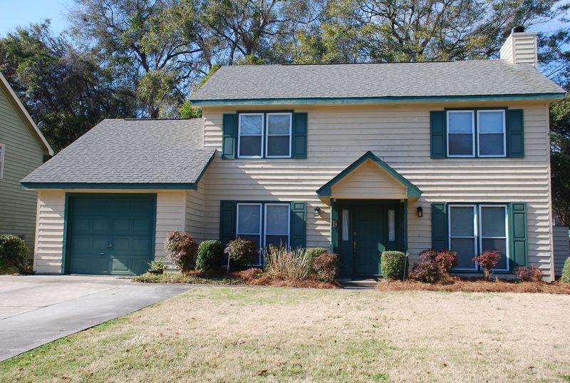 646 Fox Pond Dr, Mount Pleasant, SC 29464