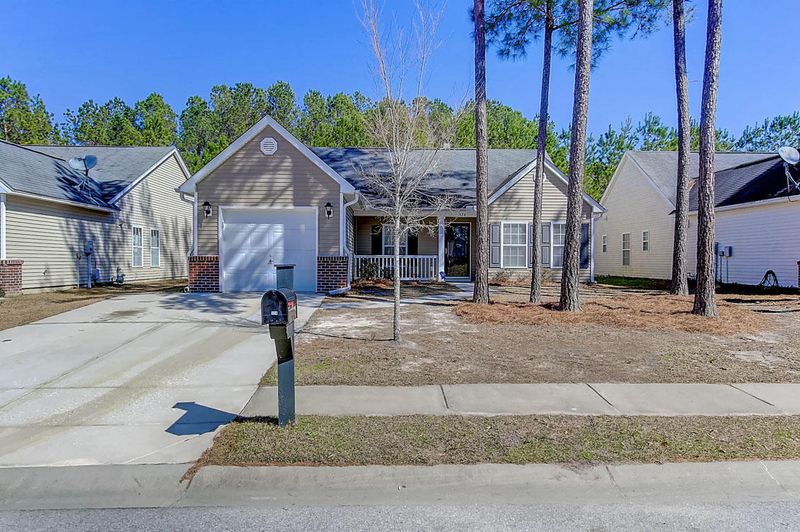 324 Breckingridge Dr, Ladson, SC 29485