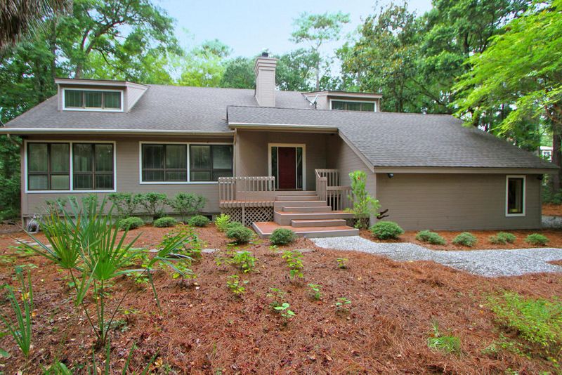 3155 Baywood Dr, Johns Island, SC 29455