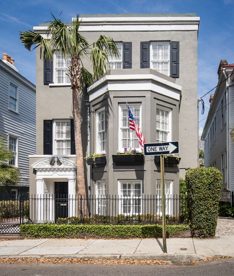 142 Tradd St, Charleston, SC 29401