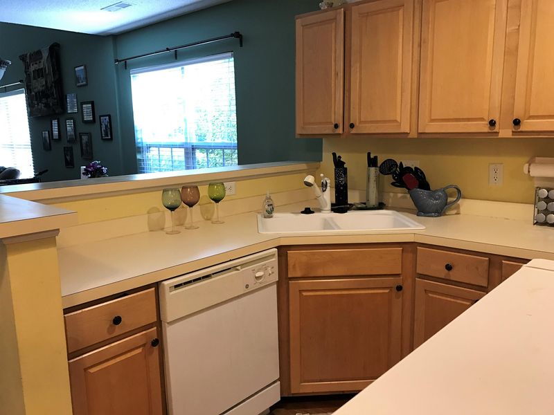 105 Taylor Cir, Goose Creek, SC 29445