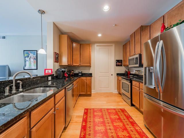 145 Pier View St #103, Charleston, SC 29492