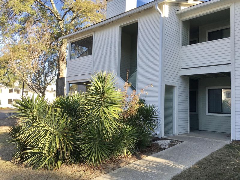 275 Alexandra Dr #1, Mount Pleasant, SC 29464