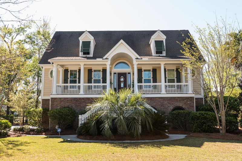 2732 Fountainhead Way, Mount Pleasant, SC 29466