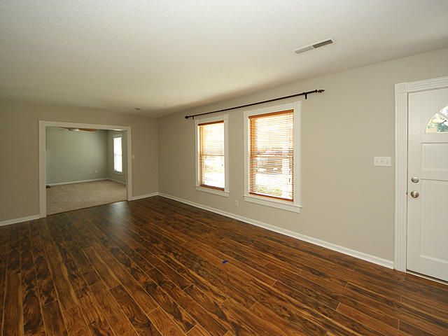 628 Schooner Rd, Charleston, SC 29412