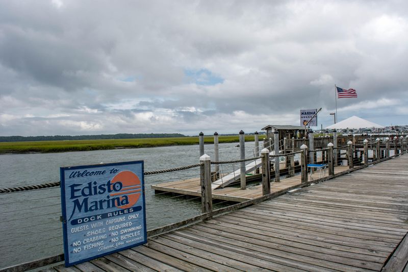 518 Jungle Rd, Edisto Beach, SC 29438