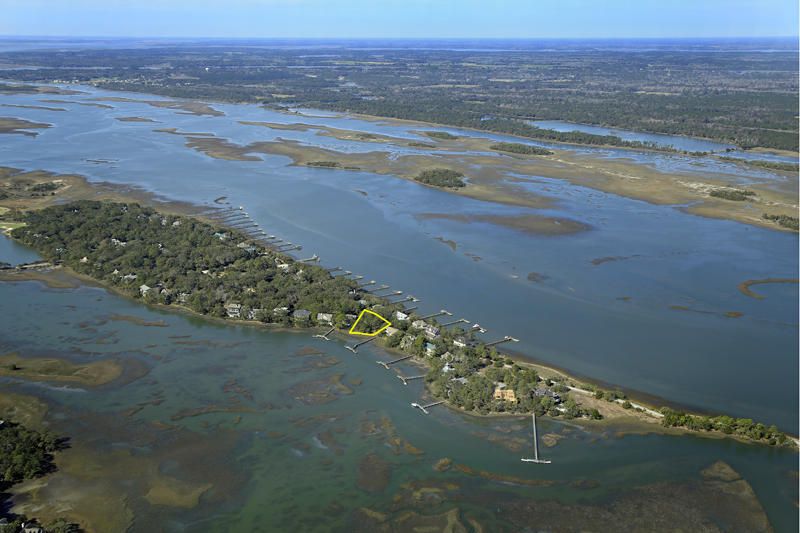 16 Rhetts Bluff Rd, Kiawah Island, SC 29455