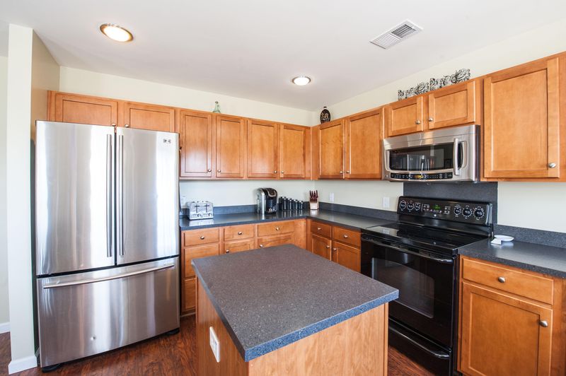 2041 Cripplecreek Dr, Ladson, SC 29456
