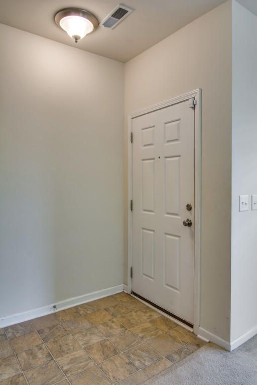 135 Woodward Rd, Goose Creek, SC 29445
