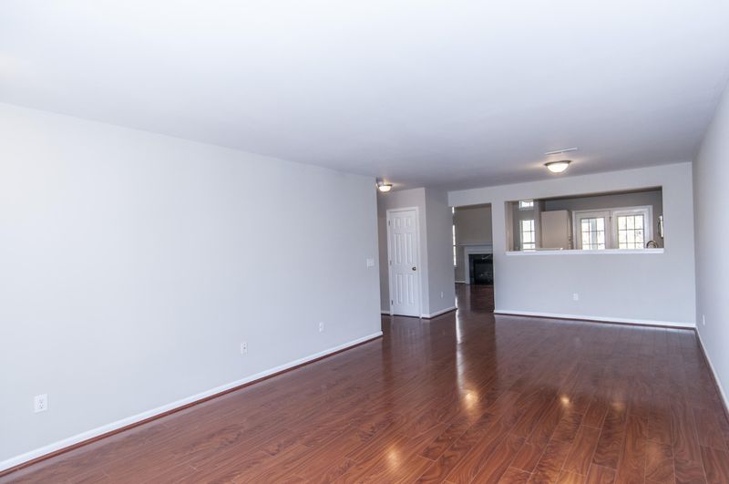 8647 Grassy Oak Trl, North Charleston, SC 29420