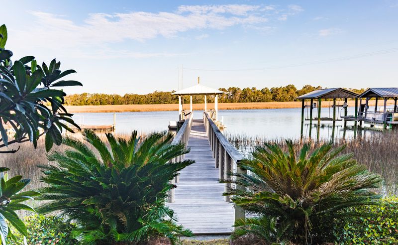 1103 Oak Harbor Blvd, Isle Of Palms, SC 29451