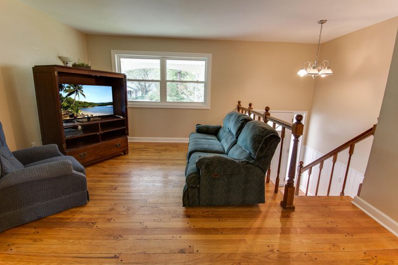 100 Pinecrest Blvd, Summerville, SC 29483