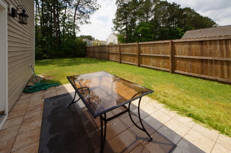 1119 Peninsula Cove Dr, Charleston, SC 29492