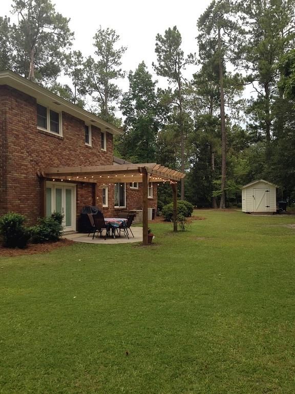 200 Salisbury Dr, Summerville, SC 29483