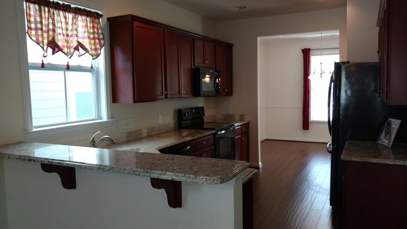 206 Crossandra Ave, Summerville, SC 29483