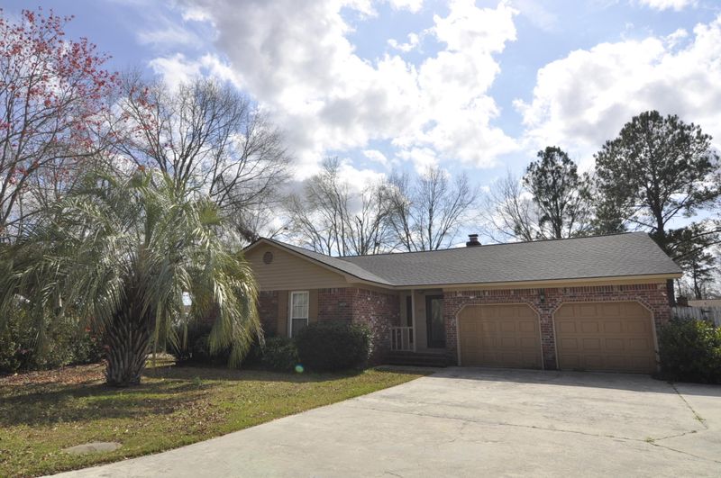 102 Westminster Cir, Goose Creek, SC 29445