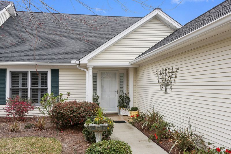 9029 Delancey Cir, North Charleston, SC 29406