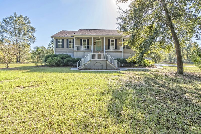 6484 Scarletts Retreat, Ravenel, SC 29470