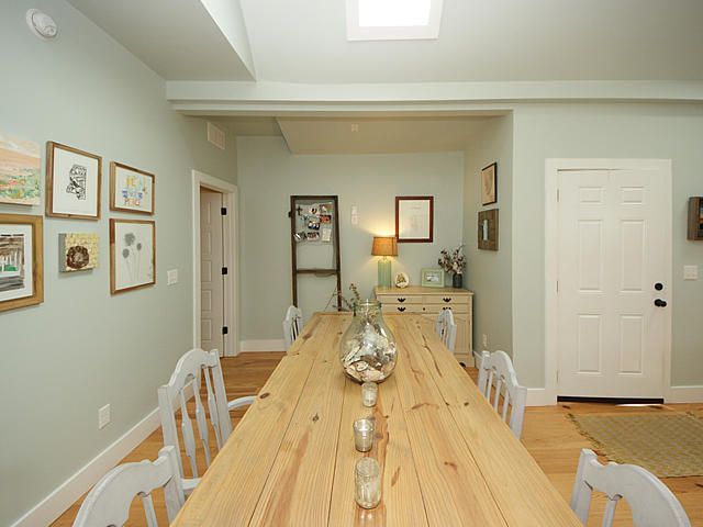 21 Strawberry Ln, Charleston, SC 29403