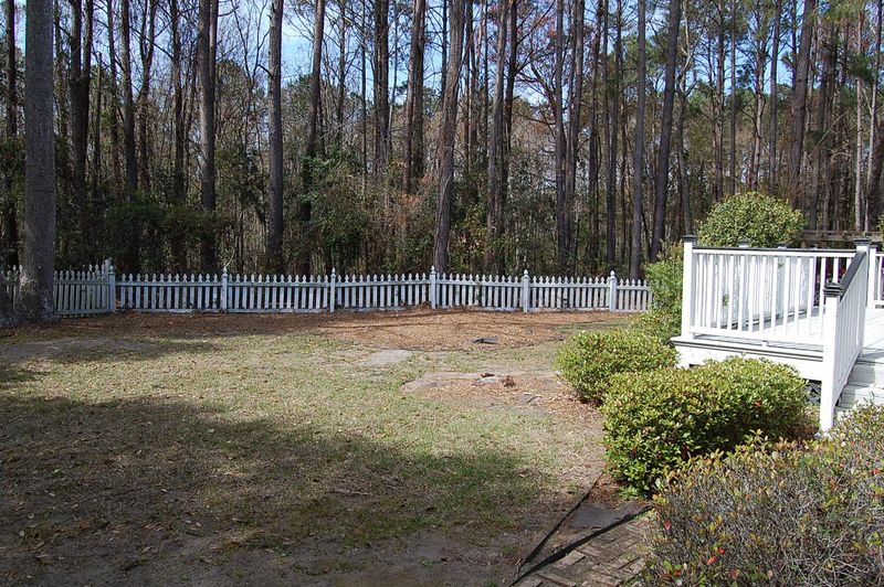 1549 Guilford Ct, Mount Pleasant, SC 29466