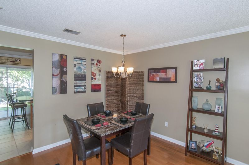 7969 Shadow Oak Dr, North Charleston, SC 29406